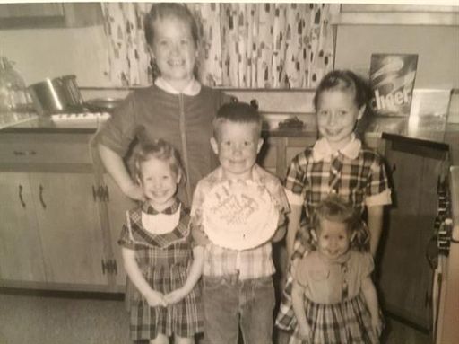 Estill Ray Criswell photo gallery thumbnail 5 of 23