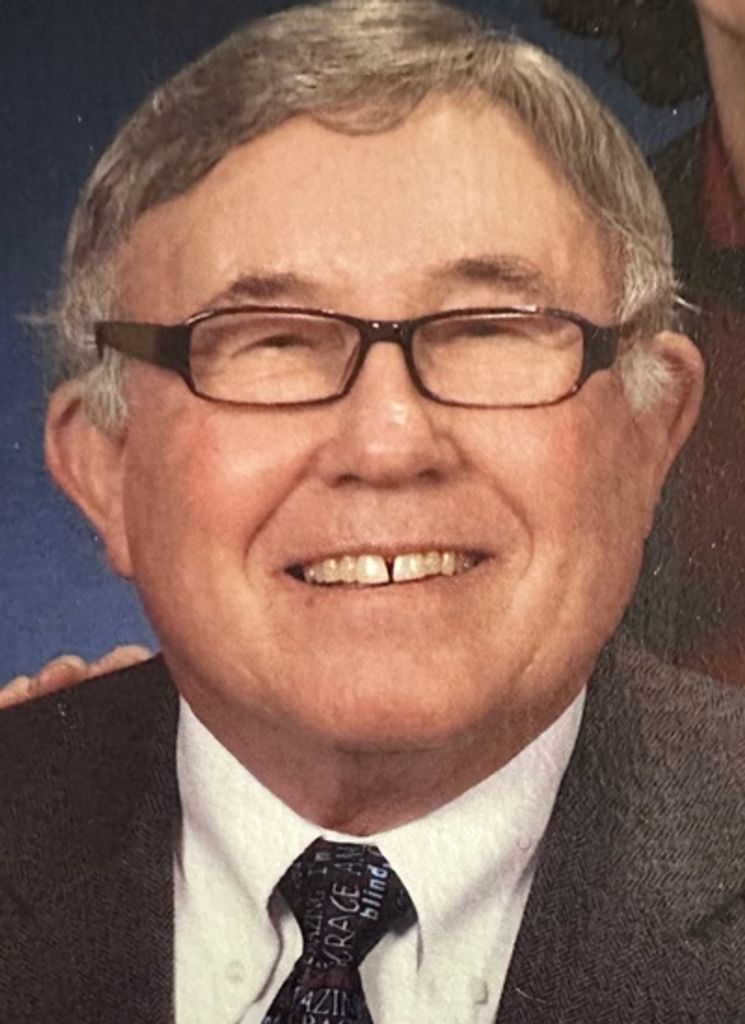 Clinton Young Profile Photo