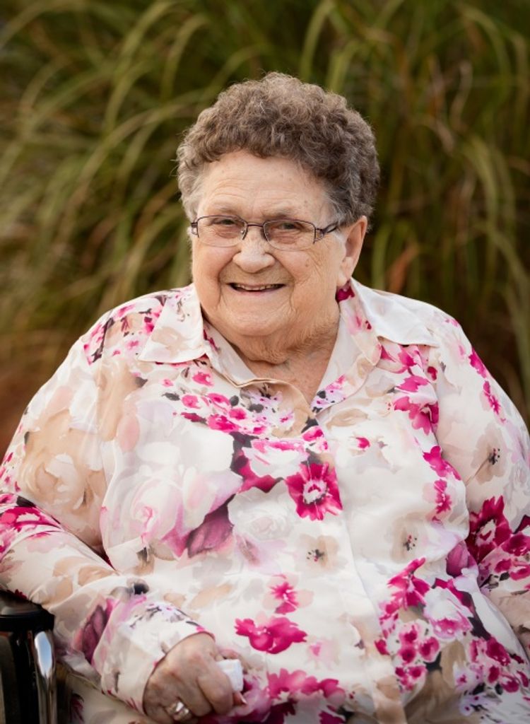 Eileen M (Smith)  Black