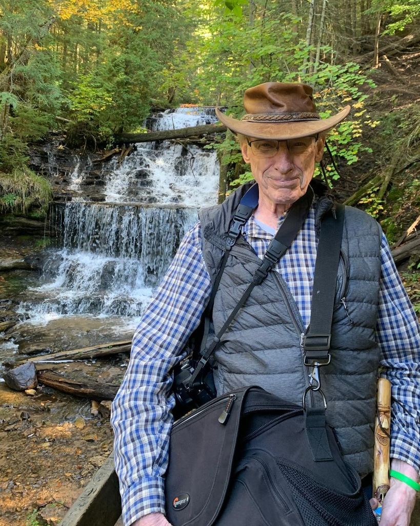 Rex Charles Burns Profile Photo