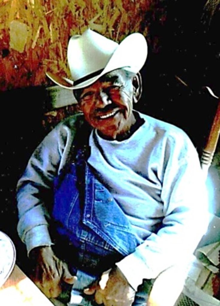 Gilberto Mora, Sr. Profile Photo