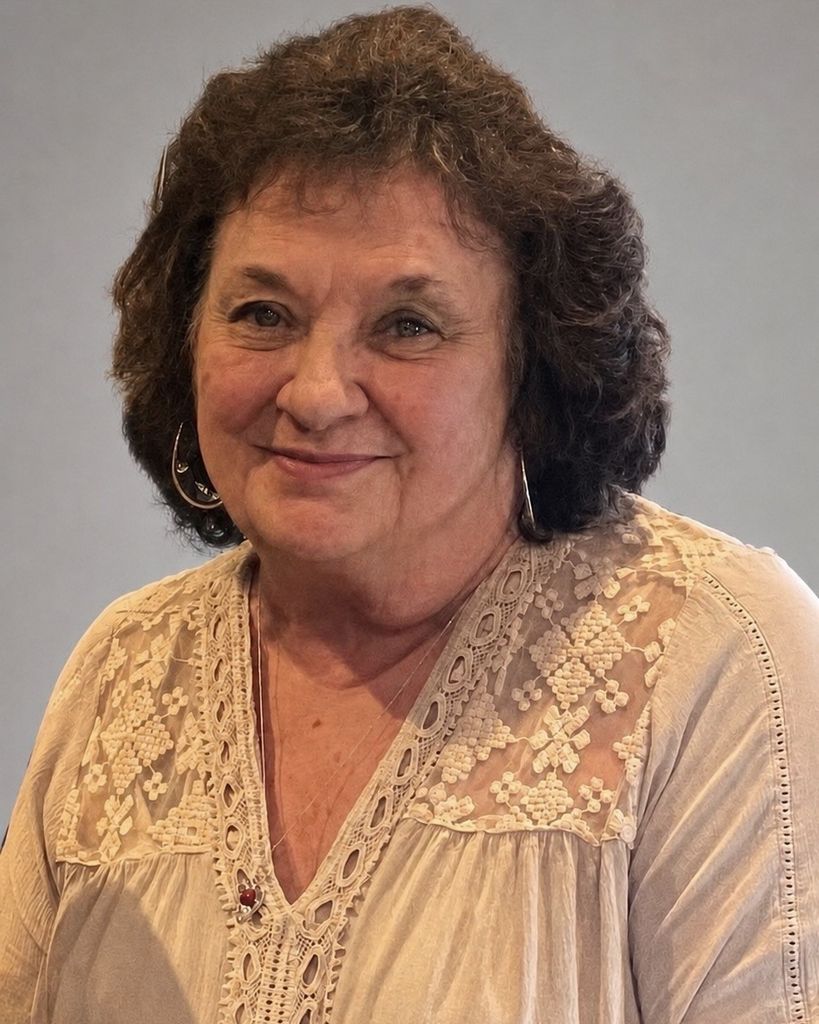 Luanna Hollowell Profile Photo
