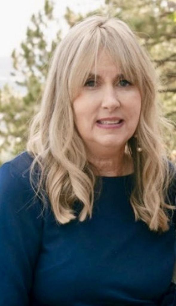 Cindy Halpin Mumm Profile Photo