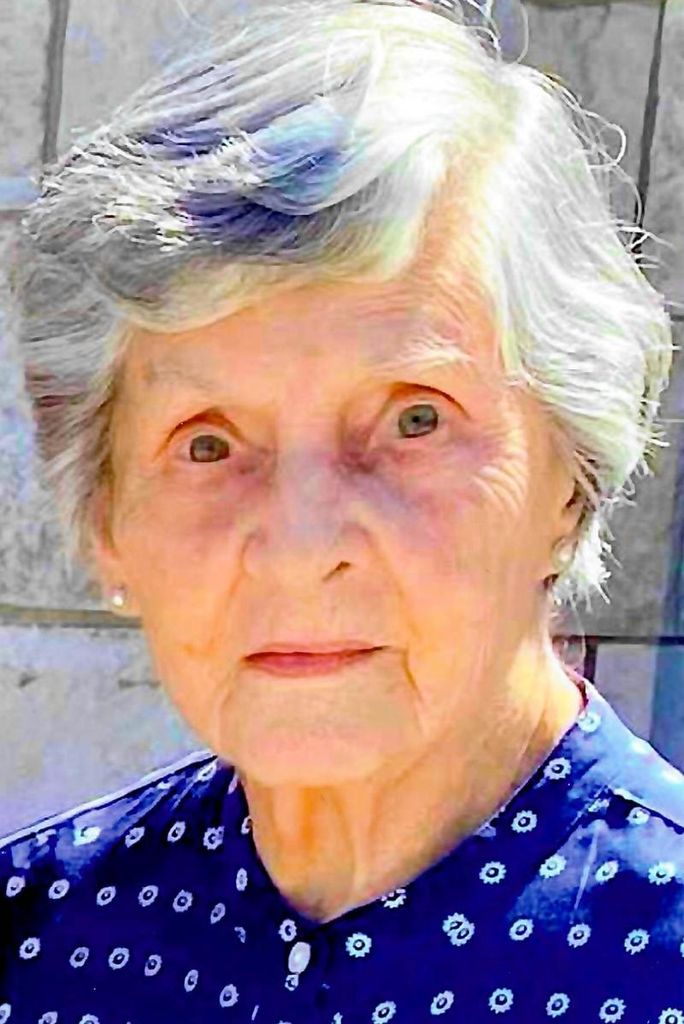 Della Maxine "Mac" Clinton (Neé Mathews) Profile Photo