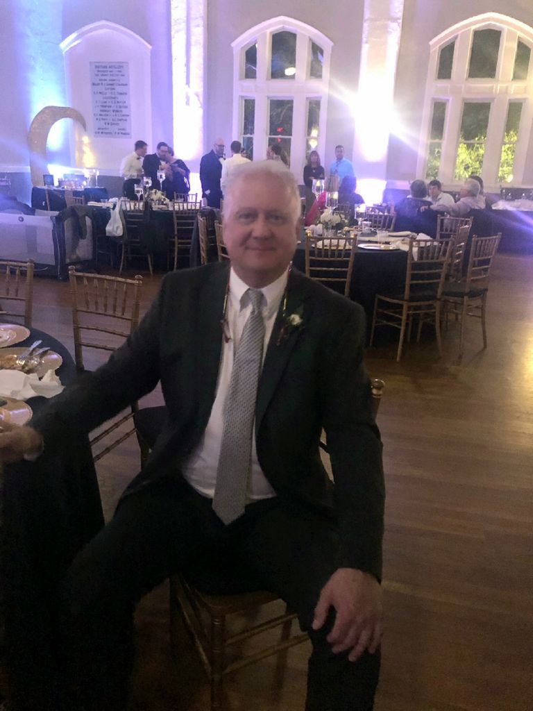 Brent Ricci Hennig Profile Photo