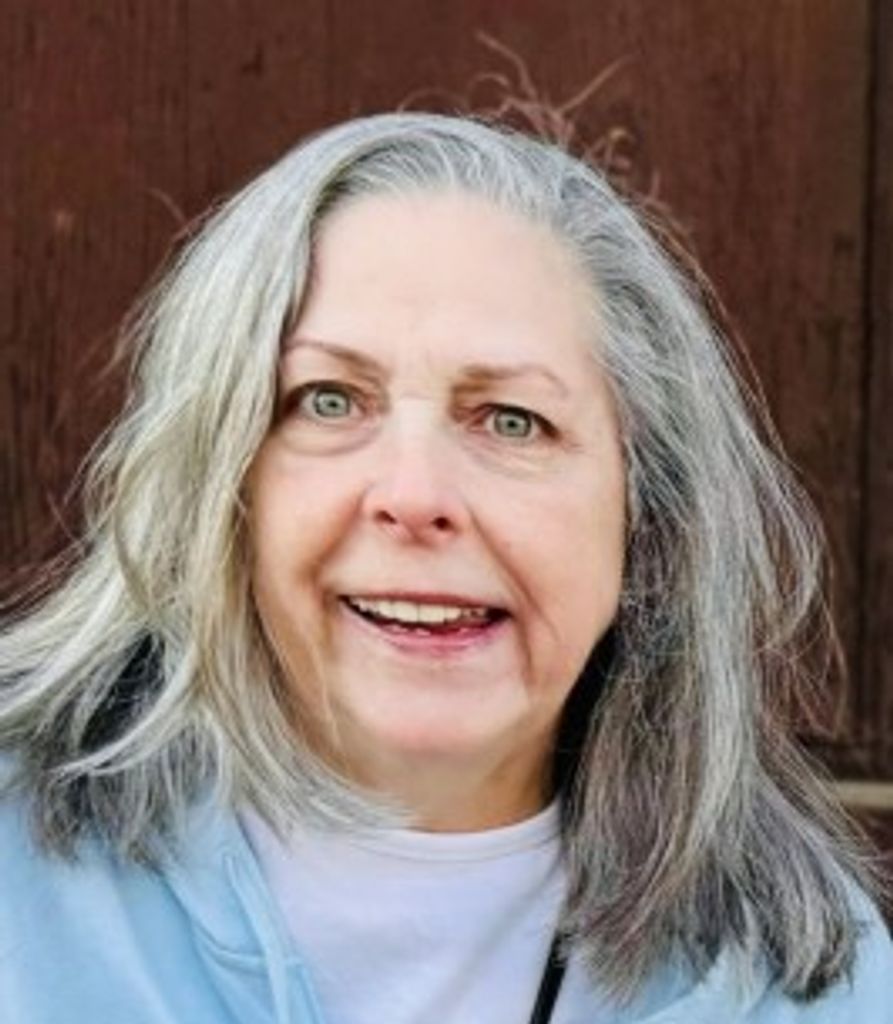 Carol Leone