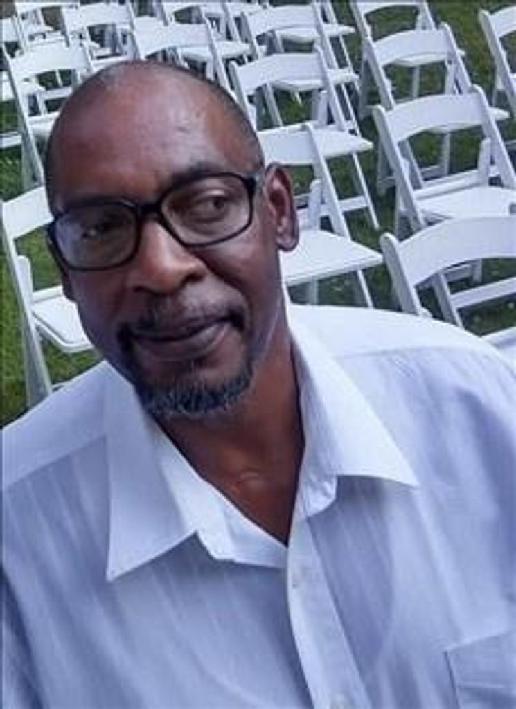 Ernesto Dejon Soberanis Profile Photo