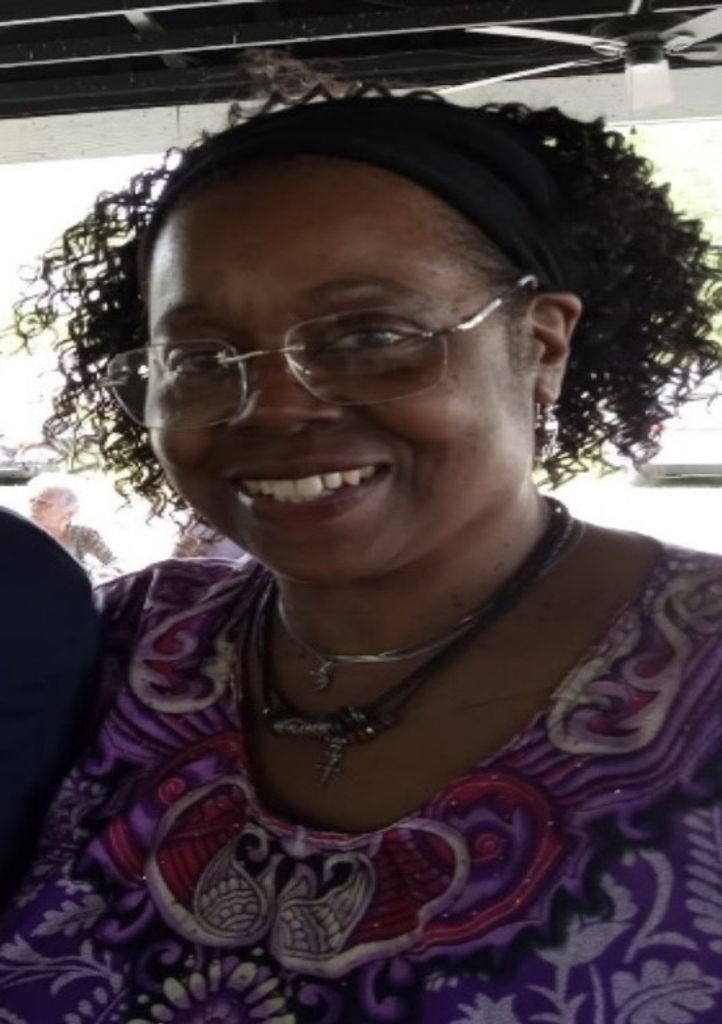 Robin Mcleod-Colzie Profile Photo