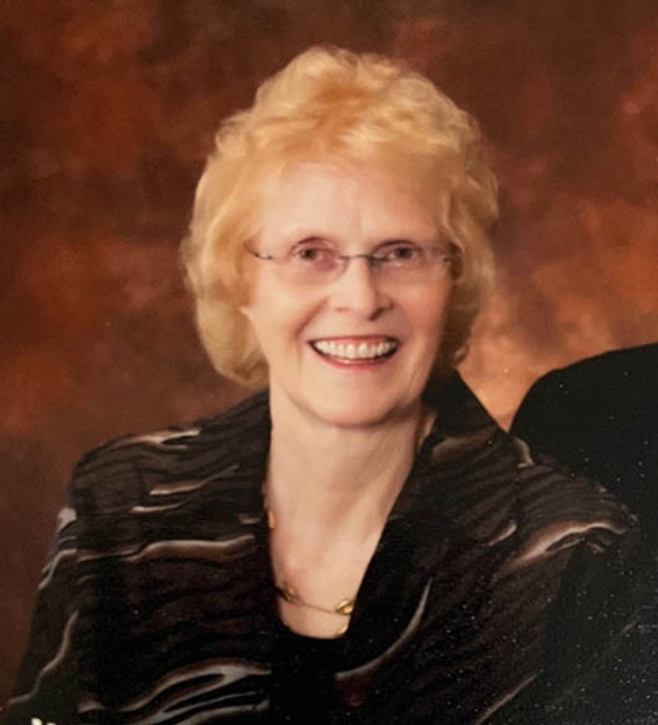 Linda Swallow Profile Photo