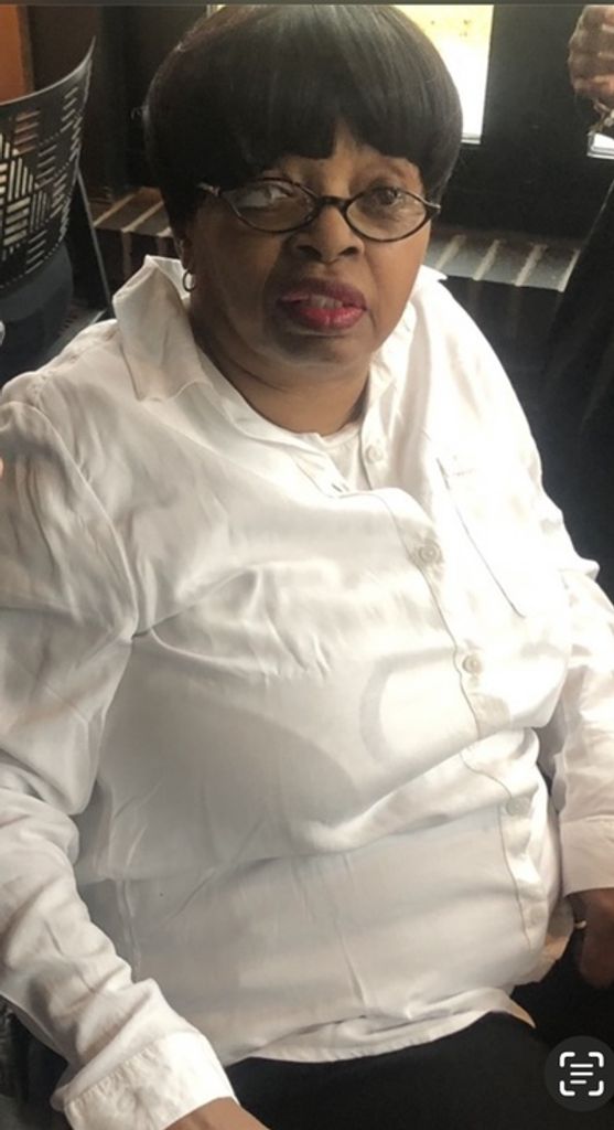 Yvonne R. Davis Profile Photo