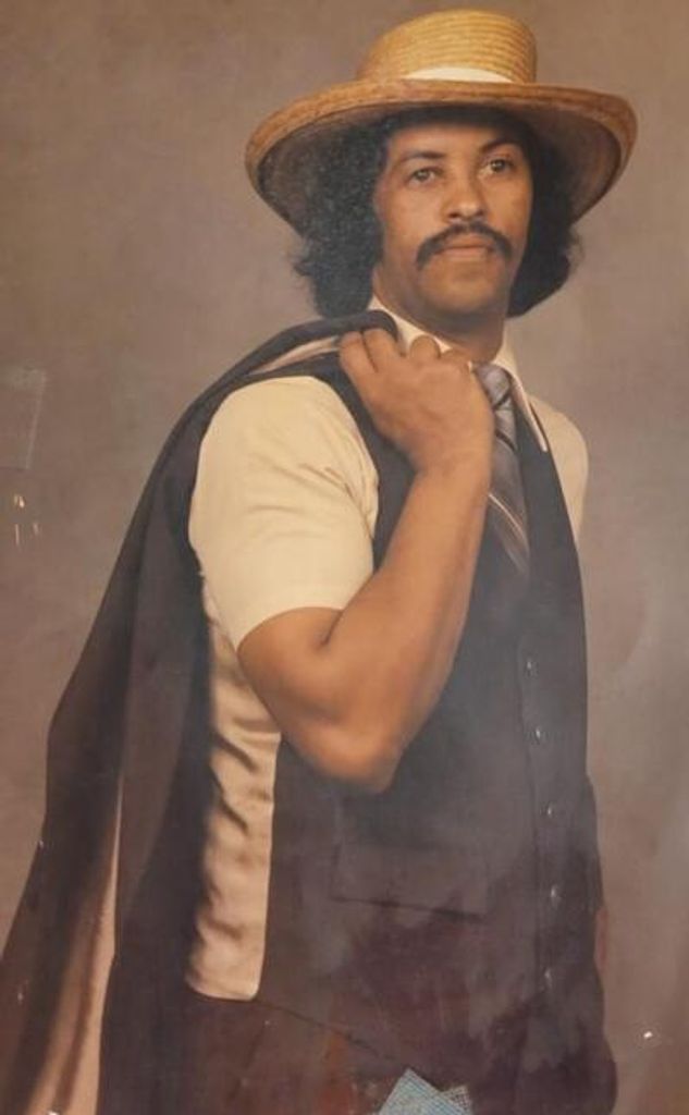 Johnny Lee Booker Profile Photo