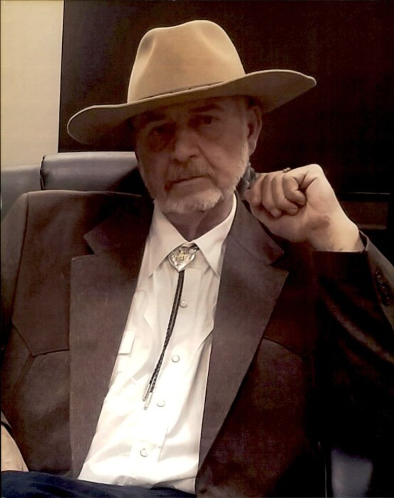 Mark  Leonard Elliott Profile Photo