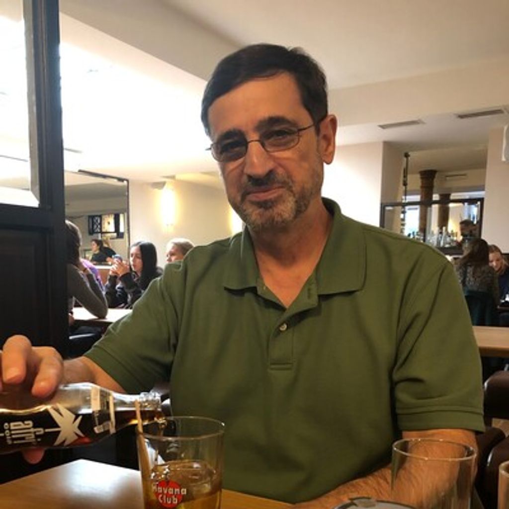 Andrés Cao Profile Photo