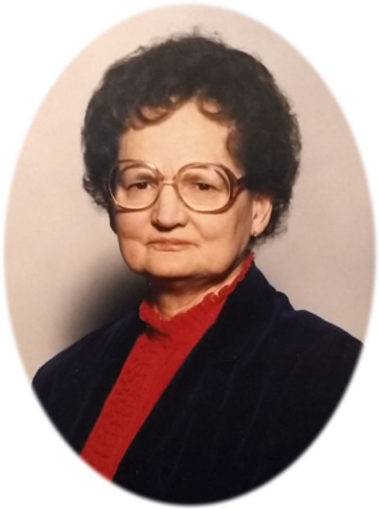 Lillian Manns