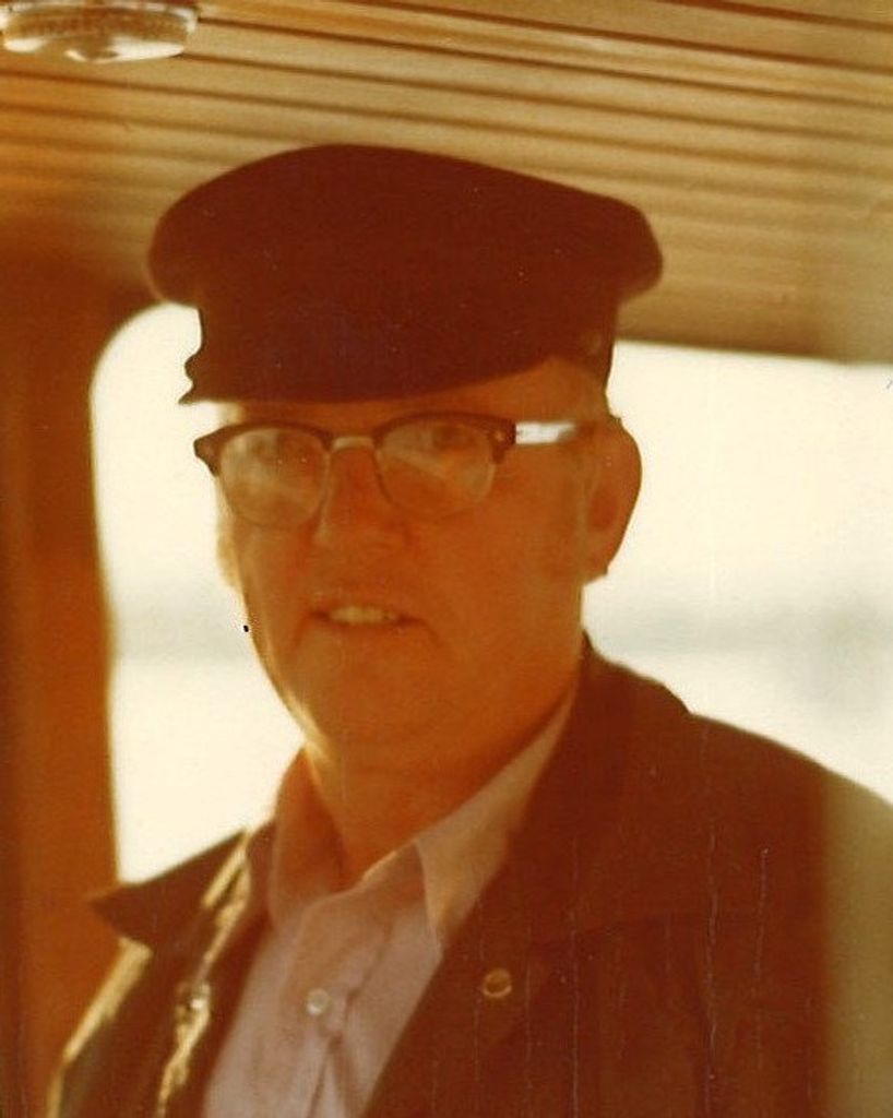 Paul E. "Jak" Eich Profile Photo