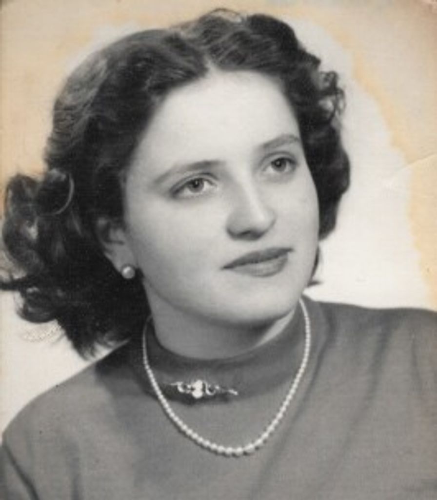 Maria Pozsonyi Profile Photo