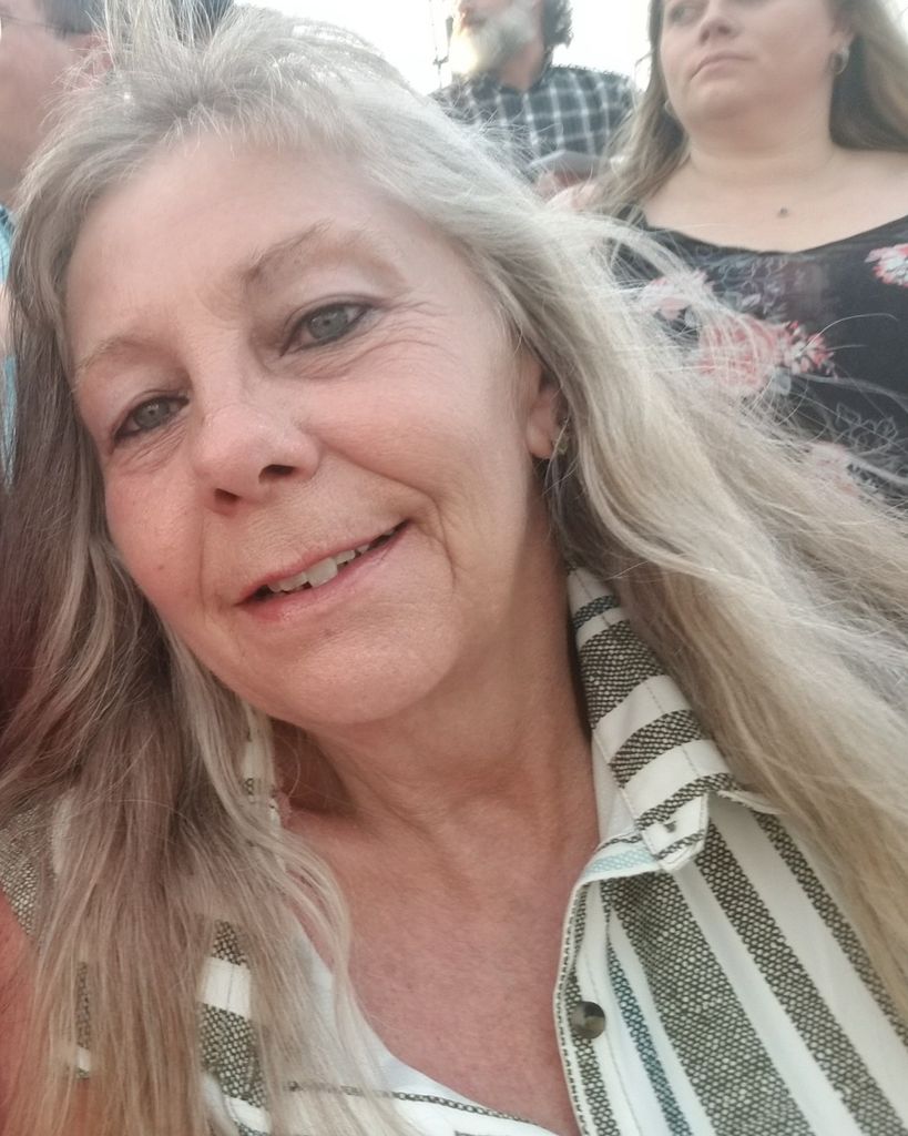 Sharon Annette Voorhees