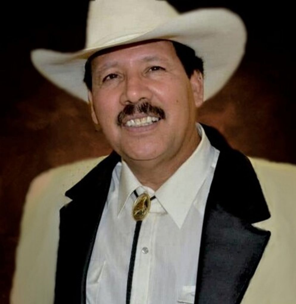 Fabian Flores Profile Photo