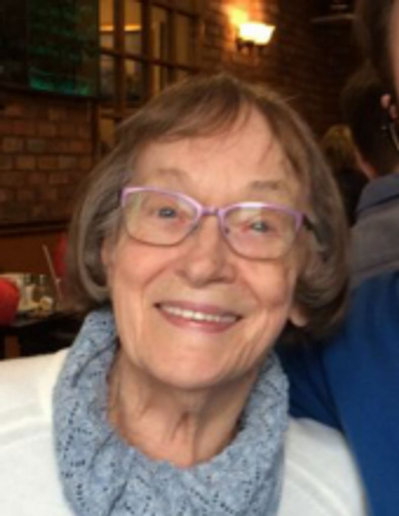 Mona "Laurie" Schroder Profile Photo