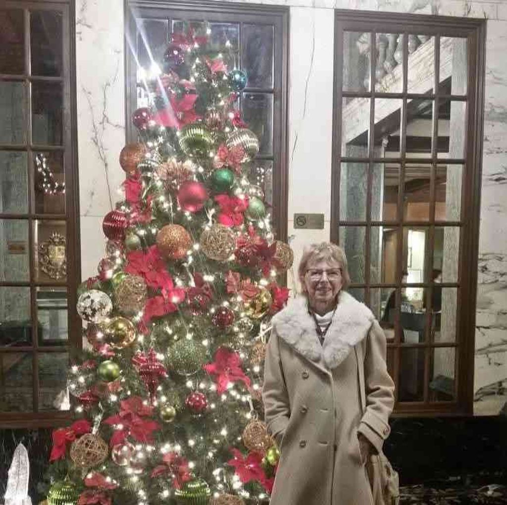 Jacqueline Lee Gariano Profile Photo