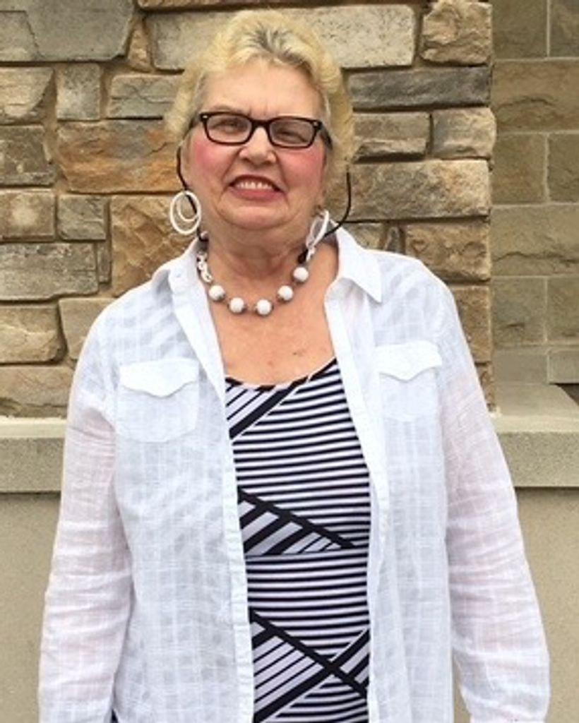 Christine Abels-Houdek Profile Photo
