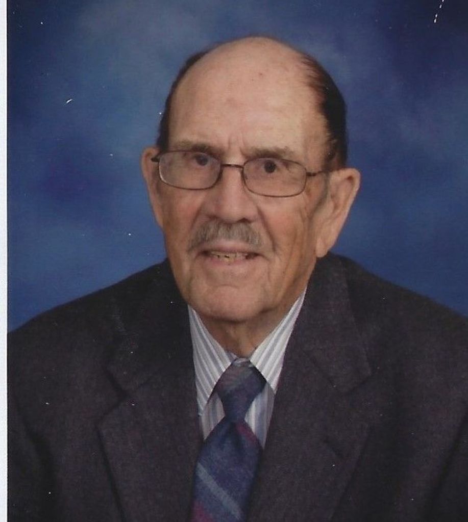 Robert "Bob" Louthan