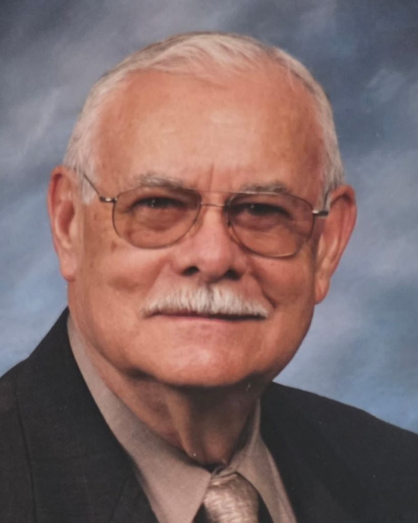 Robert Simmons Profile Photo