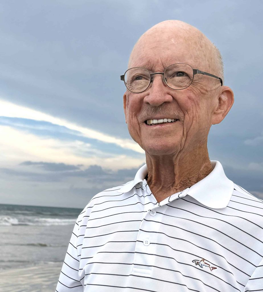 Leon E. Mccrary Profile Photo