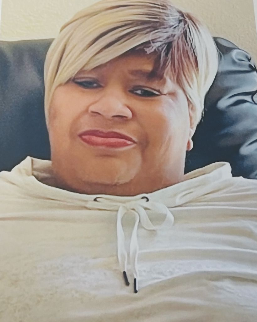 Tina Louise Shoals Profile Photo
