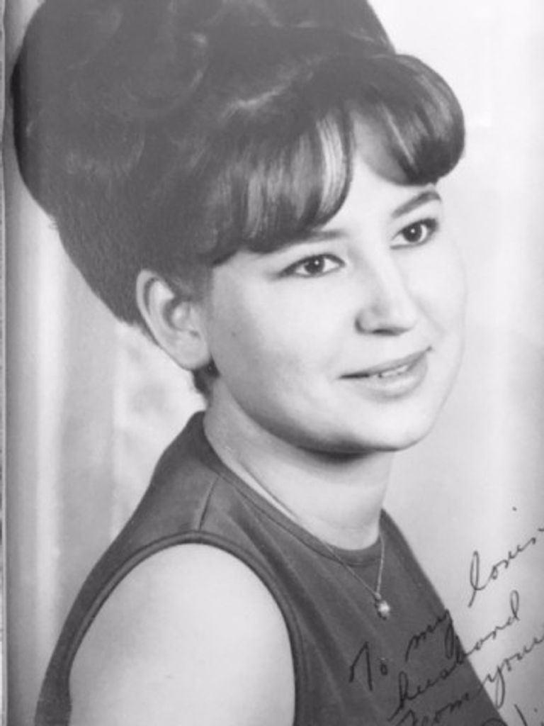 Shirley Sills