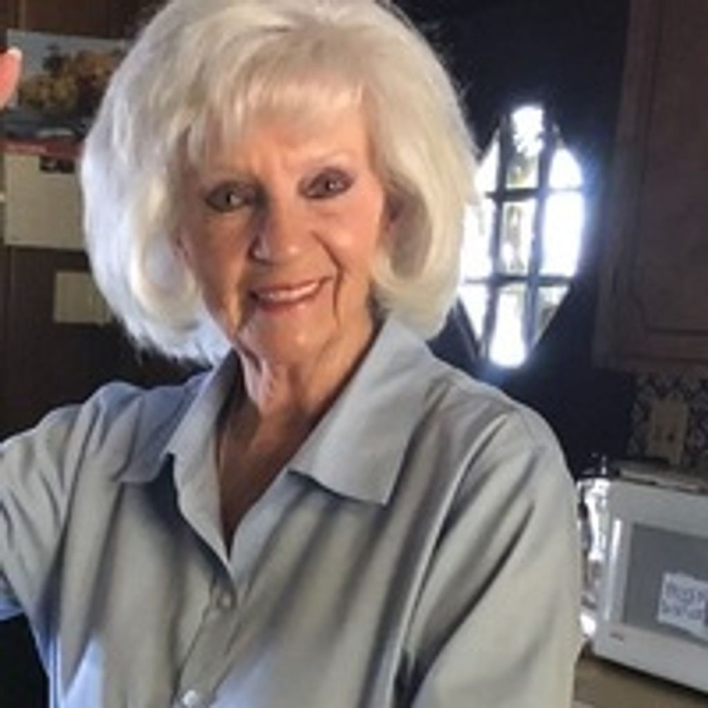 Jeannine "Bugs" Rush Savell