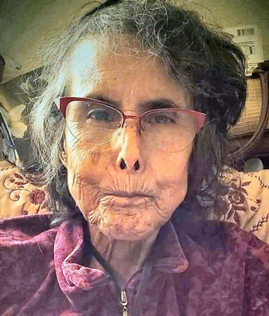 Lucia Torres De Franco