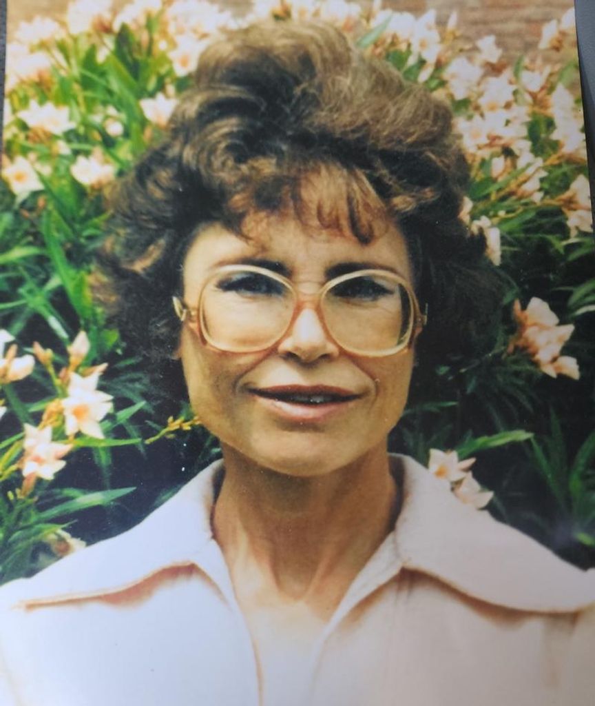 Aline Eleanor Sypyrka Profile Photo
