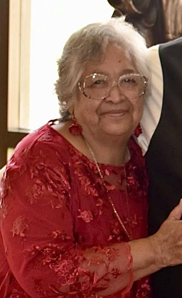 Doña Flor Reyes Profile Photo