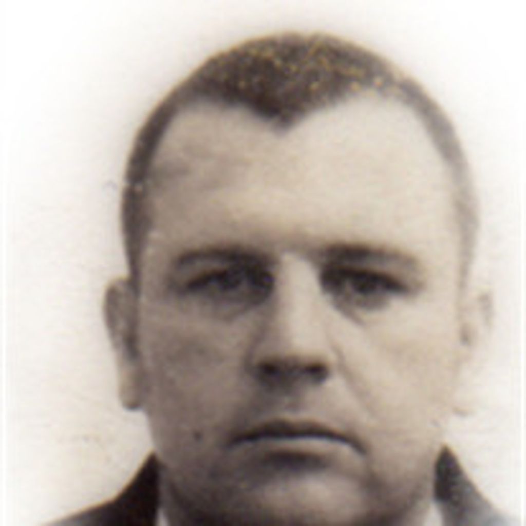 Thomas Theodore "Tom" Beacom