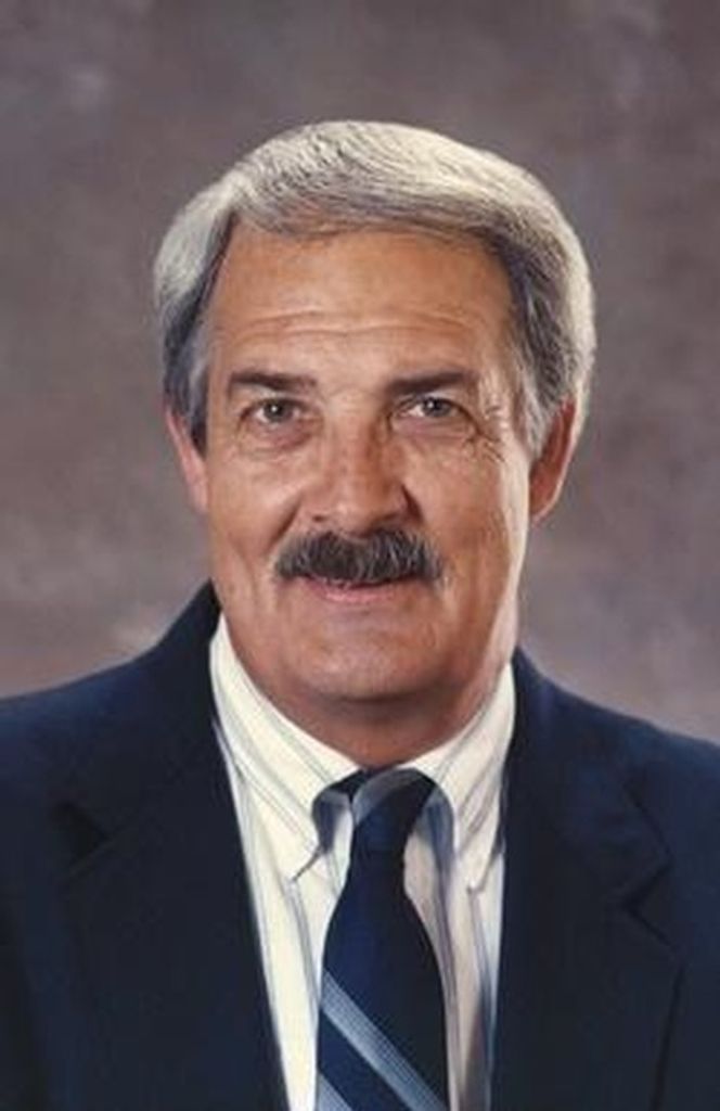 Robert Tearle Chancellor