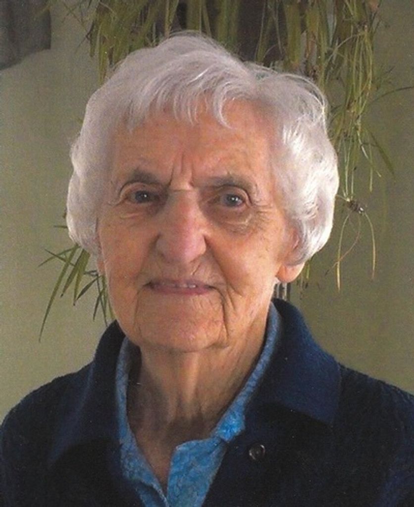 Helen Radomski Profile Photo