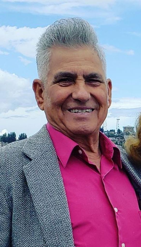 Israel Garza Profile Photo