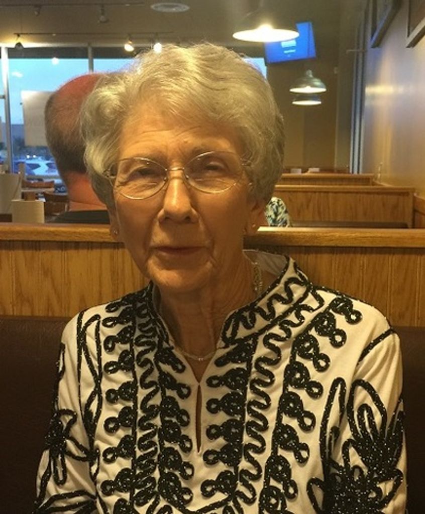 Serena Ann Daugherty