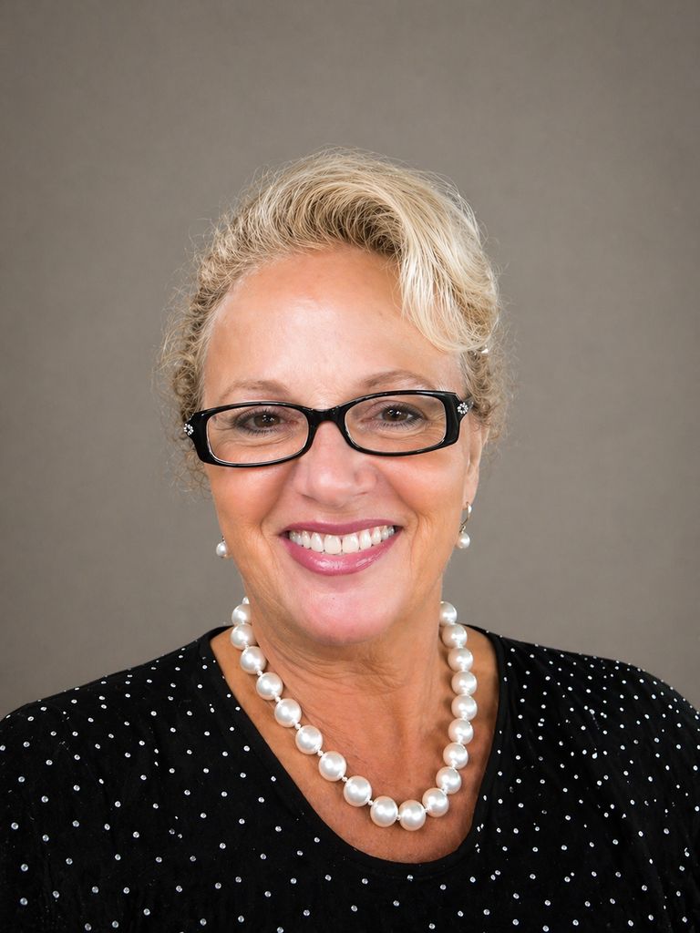 Kathryn Elaine Cavallo