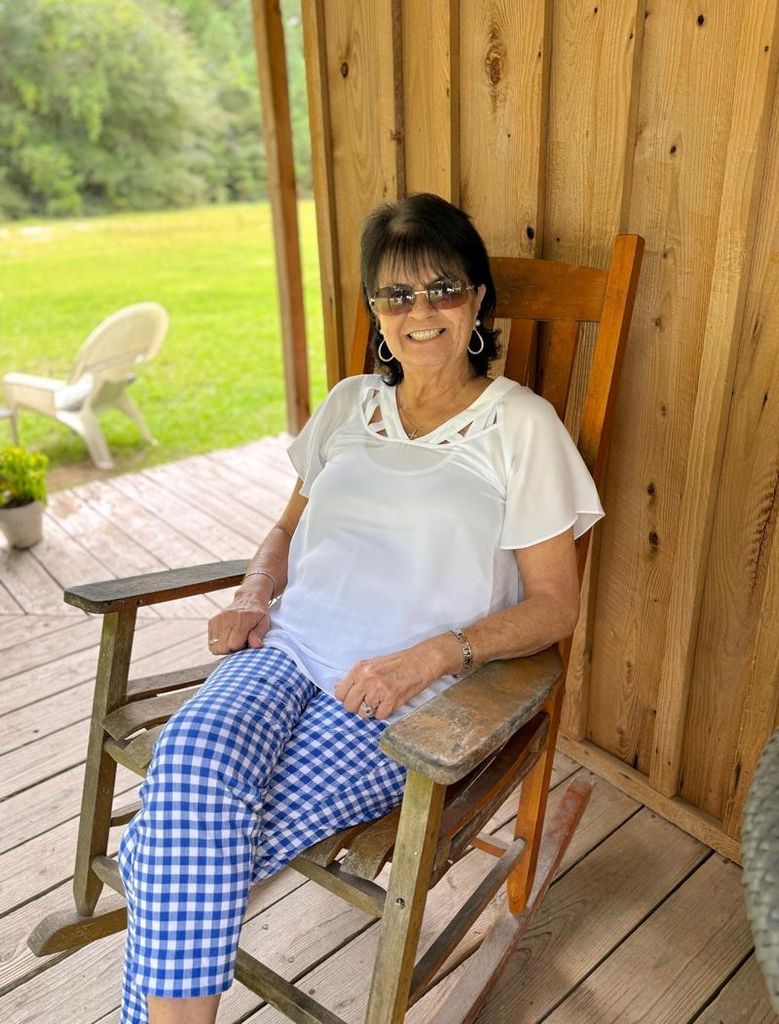 Sandra Lee Hammonds Profile Photo