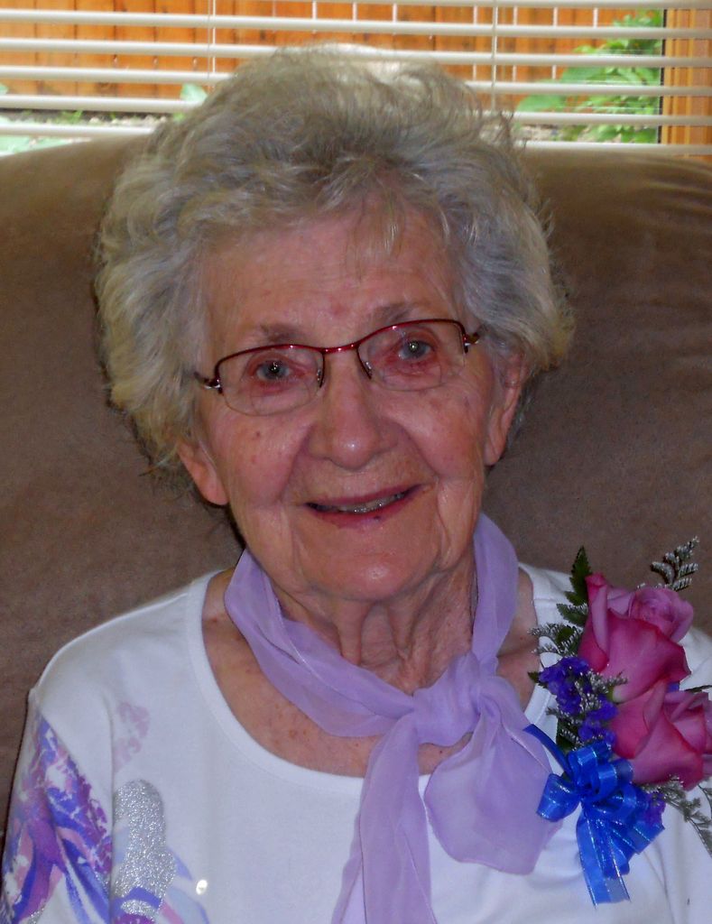 Lorraine Finstad Tuffs Profile Photo