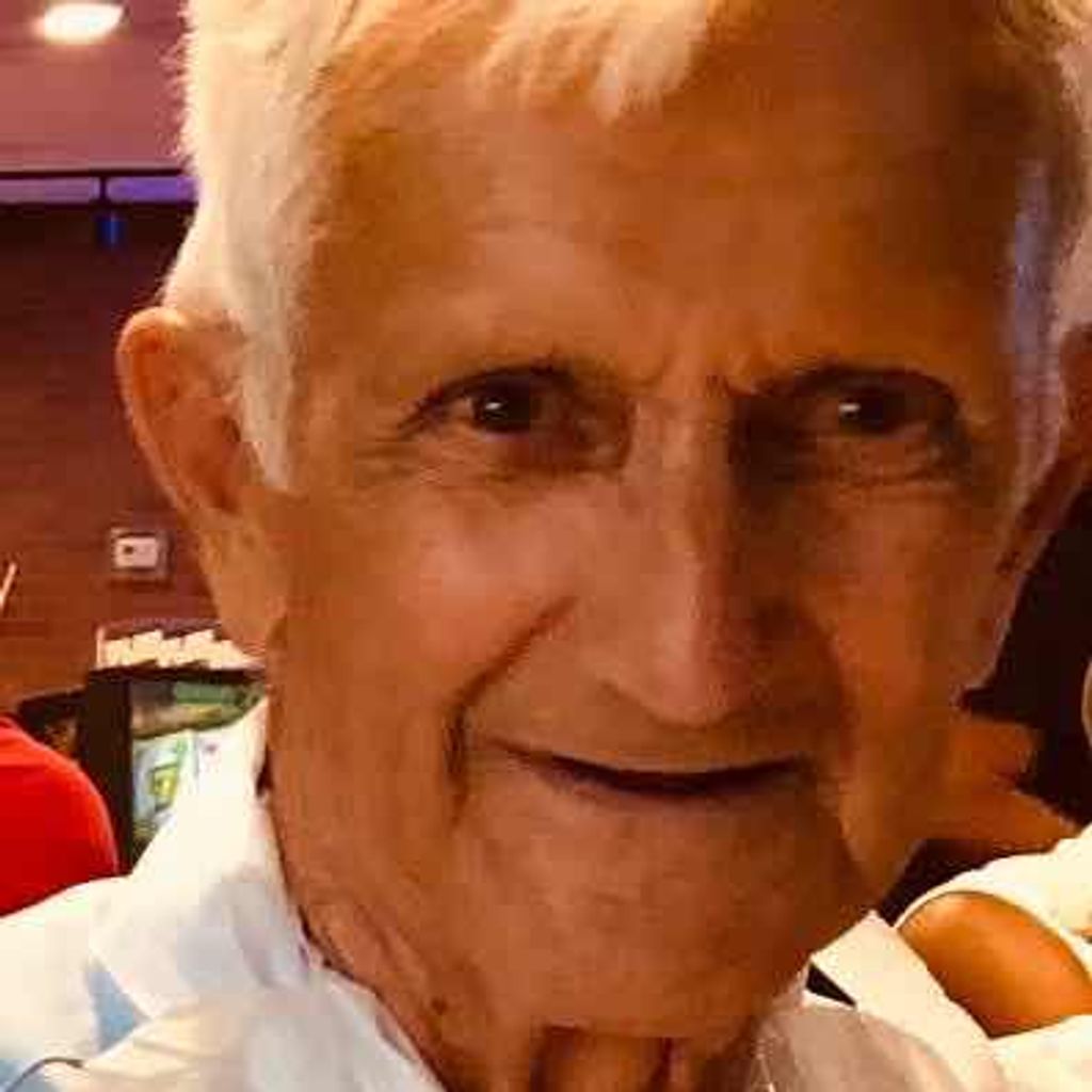 Thomas Jospeh Henshaw Profile Photo