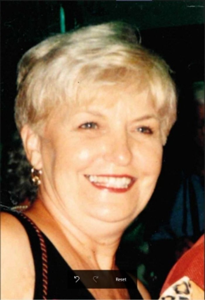 Lois Devaughn Nobles