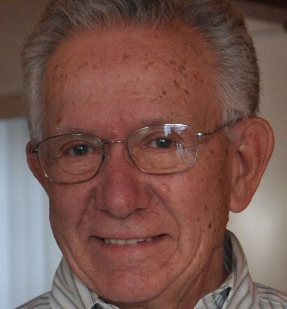 Ralph Estell Moffett