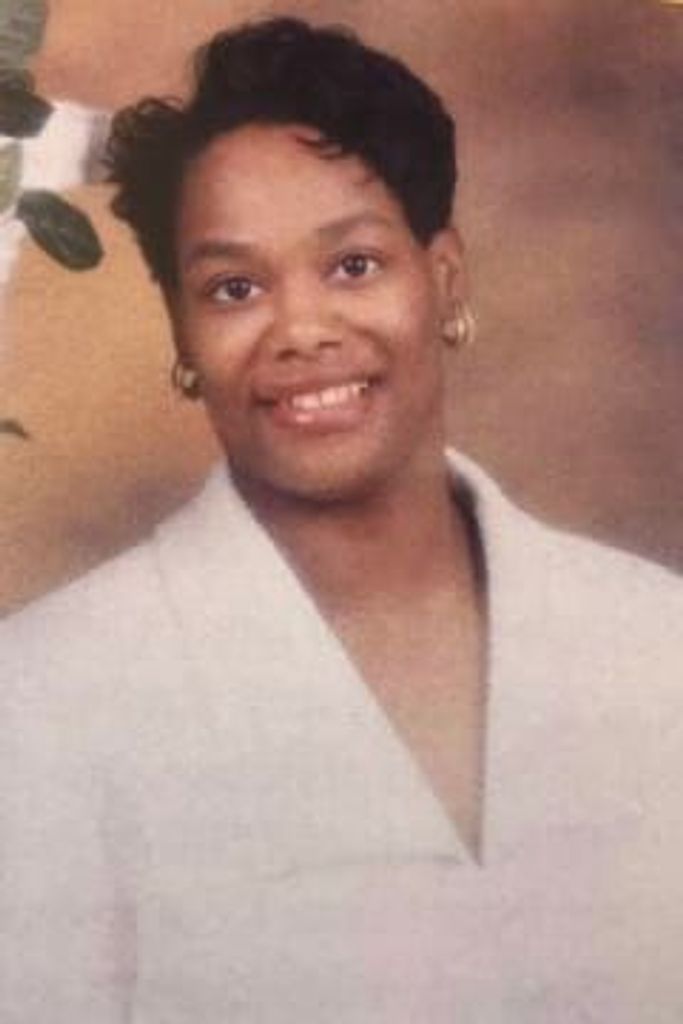 Nadine Crawley Profile Photo