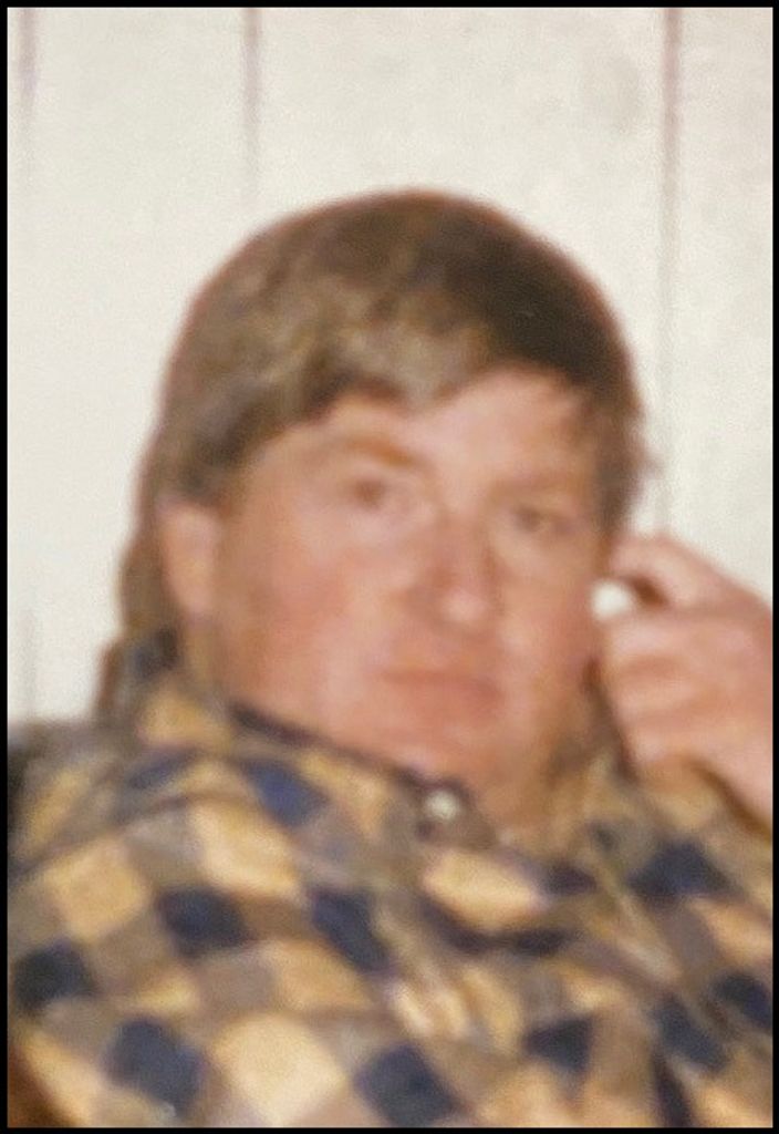 Robert "Bob" Vize