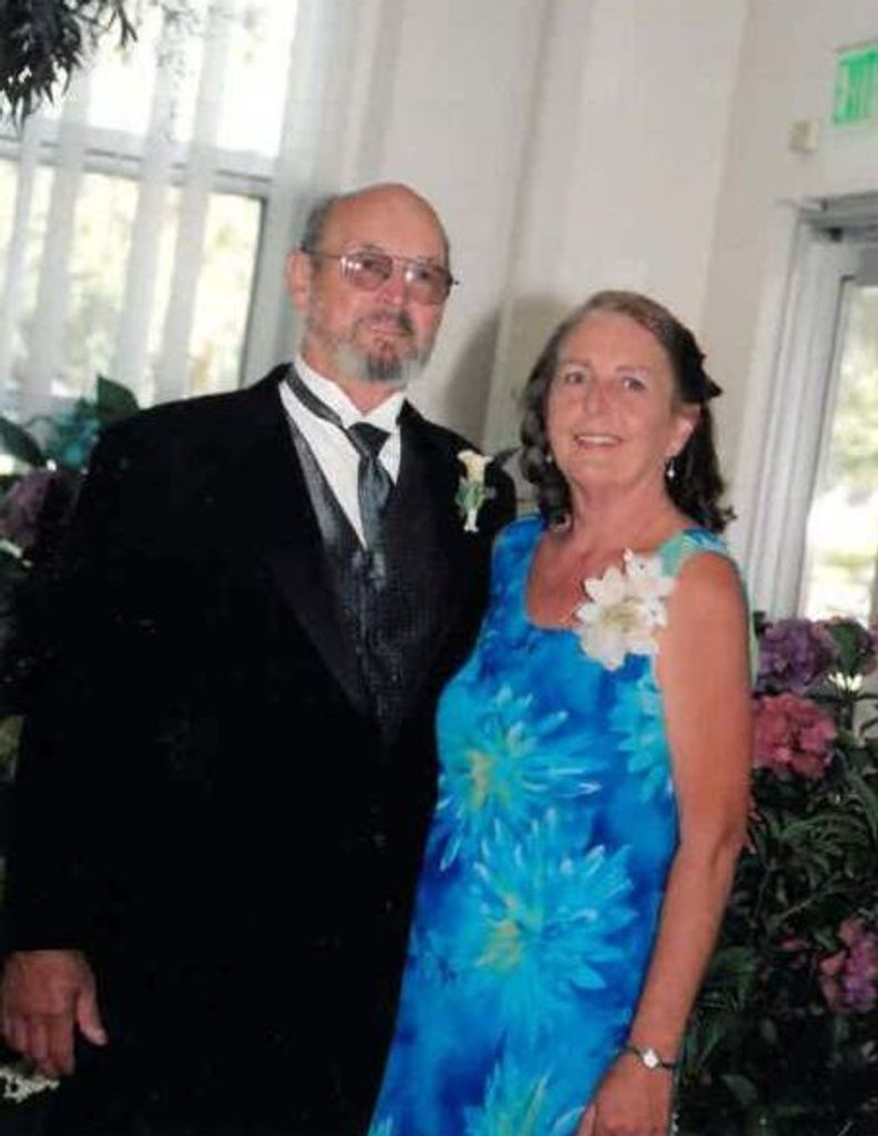 Linda Caverly Profile Photo
