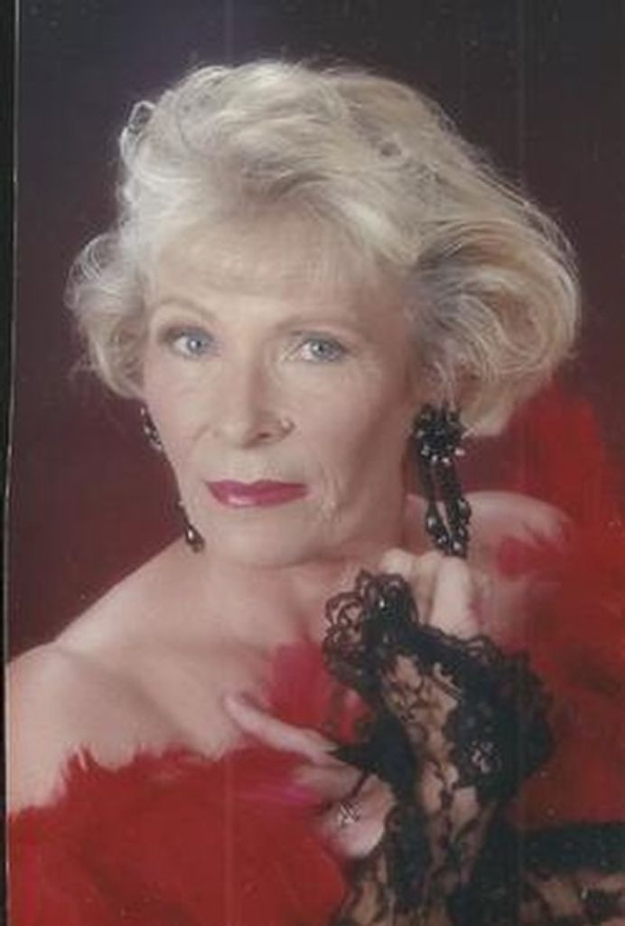 Nicole Rife