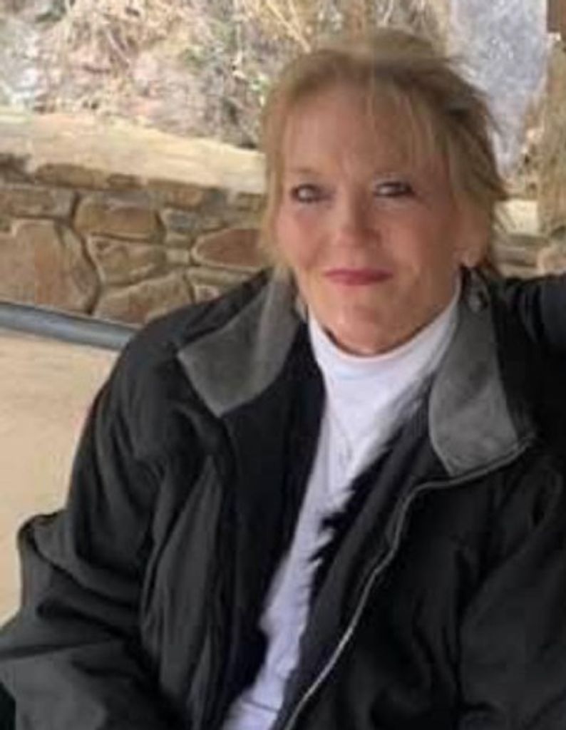 Lee Ina (Andrews)  Smith Profile Photo